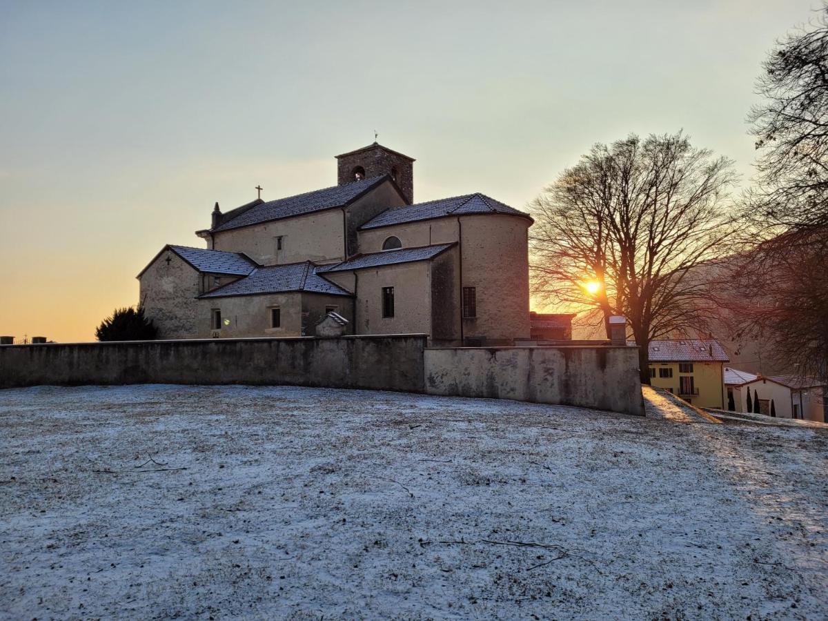 Casa Huerlimann Lägenhet Breno Exteriör bild