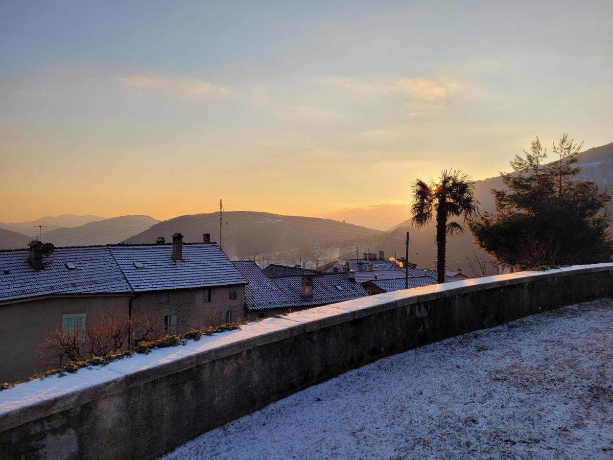 Casa Huerlimann Lägenhet Breno Exteriör bild