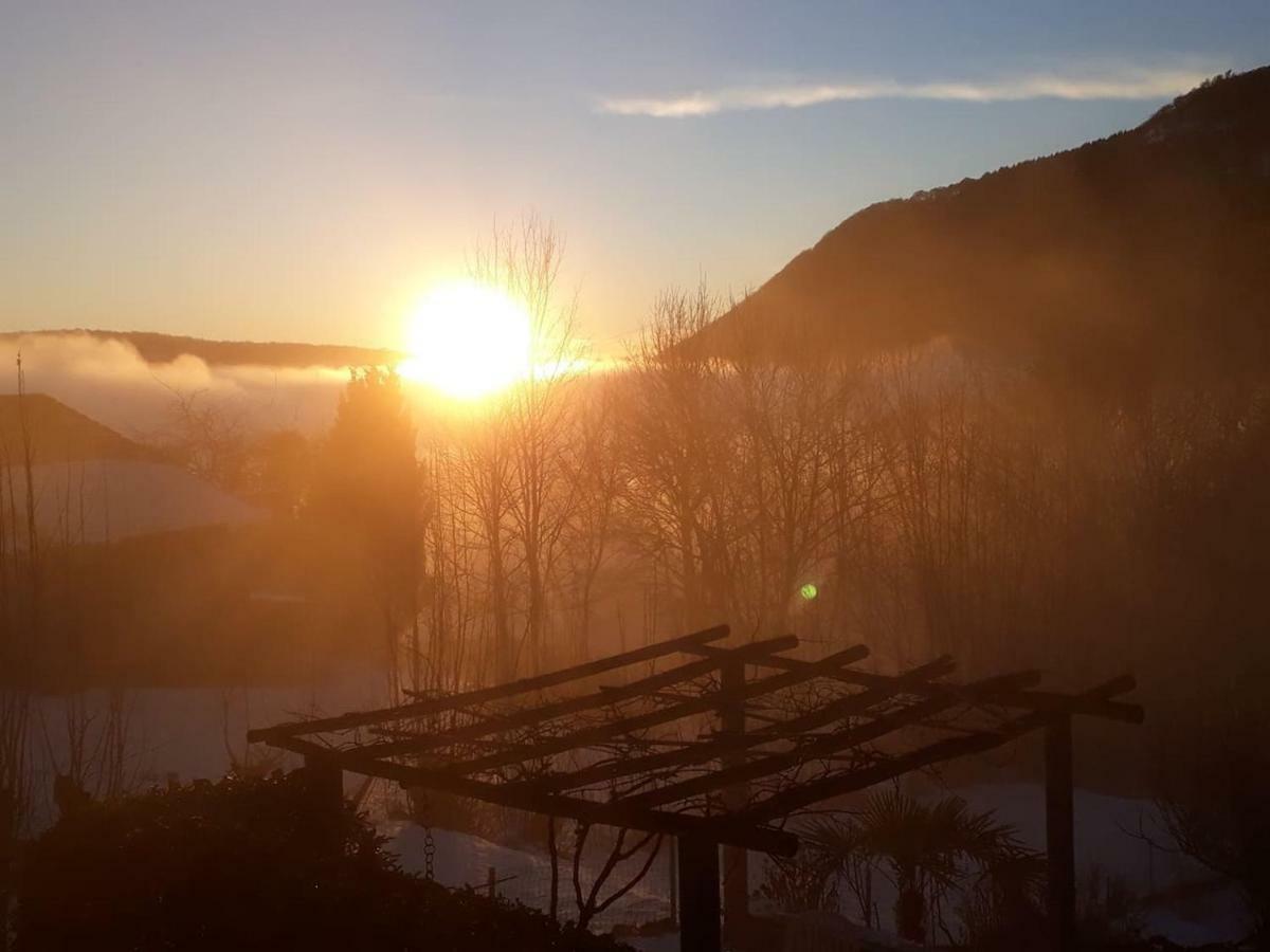 Casa Huerlimann Lägenhet Breno Exteriör bild